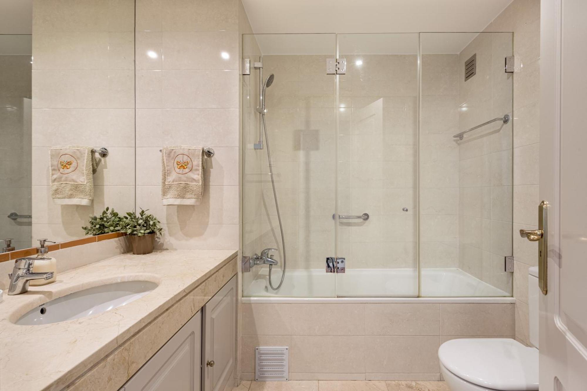 Saldanha Retreat 2br & Parking By Host For Us Appartement