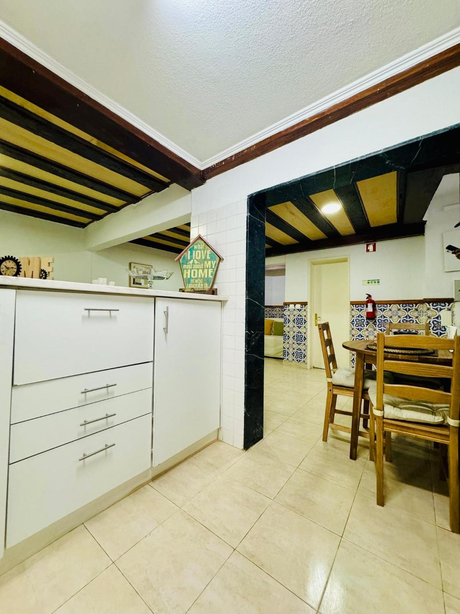 Authentic Portuguese Home- Alfama