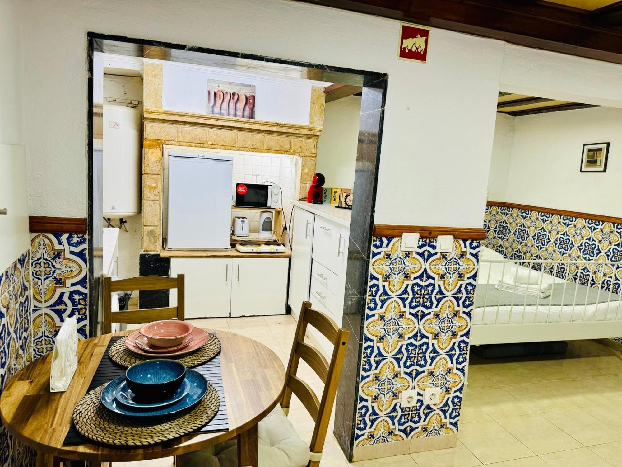 Authentic Portuguese Home- Alfama *