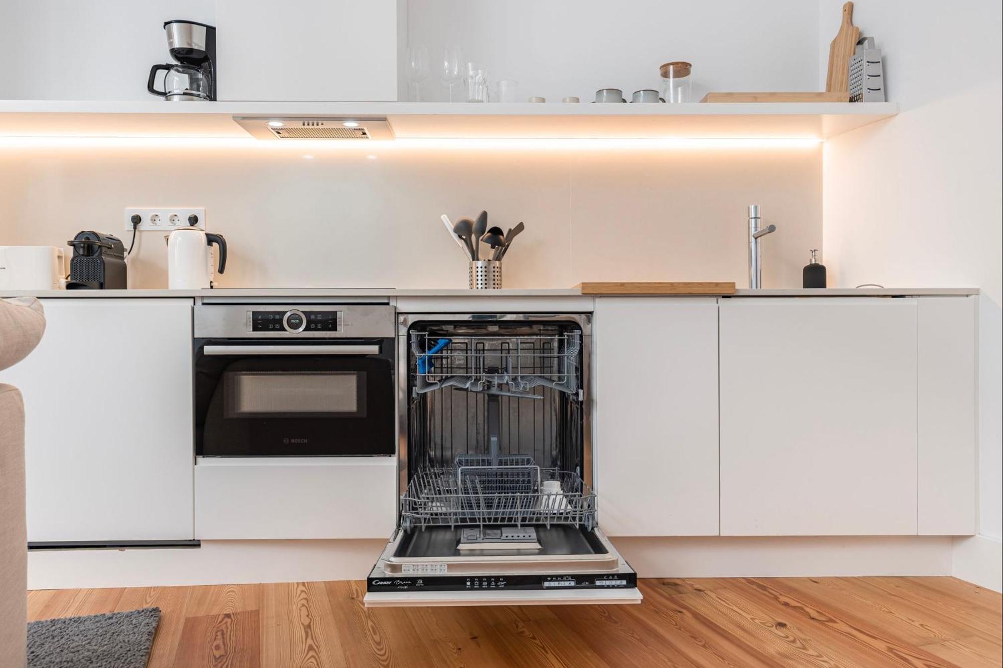 Appartement Whome Lisbon's Elite A Stylish & Modern W Patio Lisboa