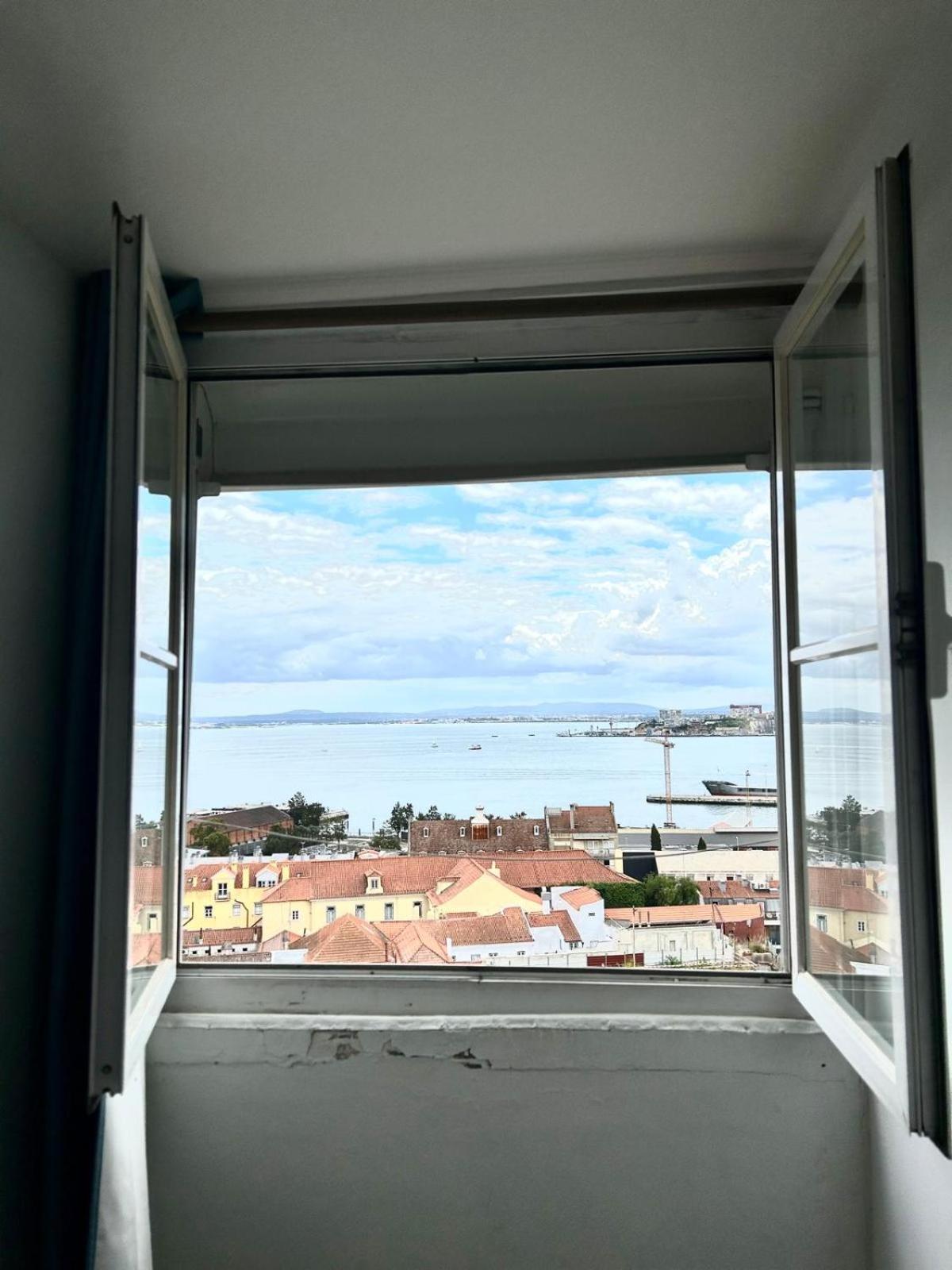 Santos In With River View Lissabon