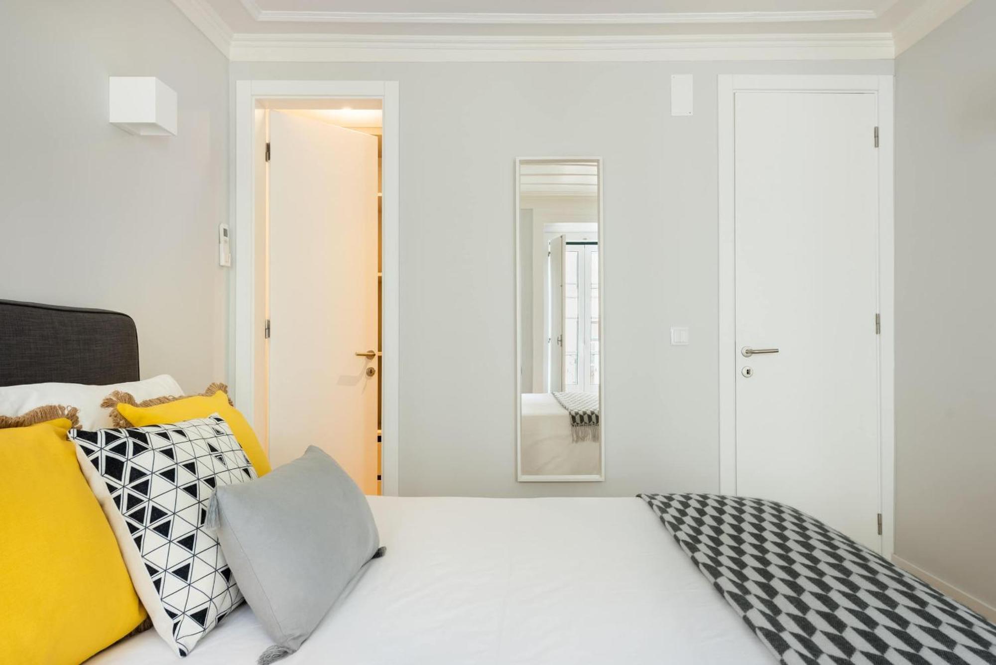 Apartment Designer In One Of Lisbon's Trendiest Quarters Lisbon
