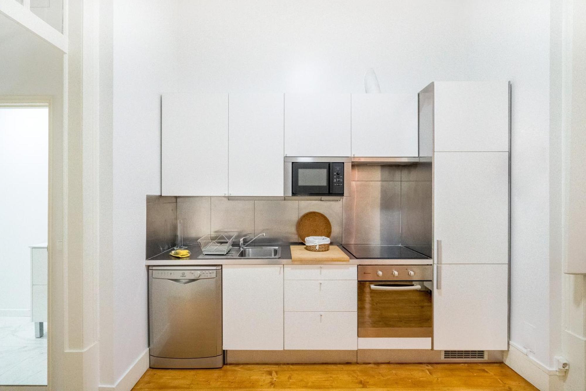 Pedrasnegras30 Lofts & Lissabon