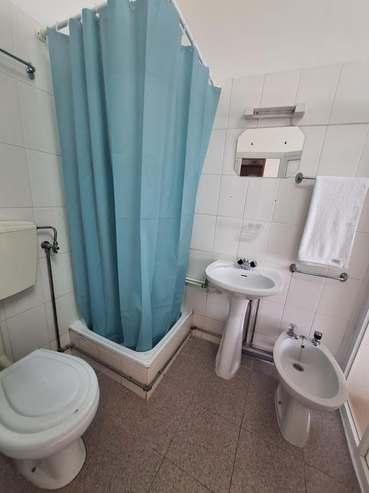 Auberge de jeunesse Residencial Ideal *