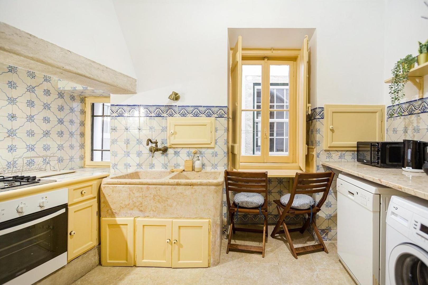 Ferienhaus Guestready - Classical Portuguese Style Family In Bohomeain Alfama Lissabon