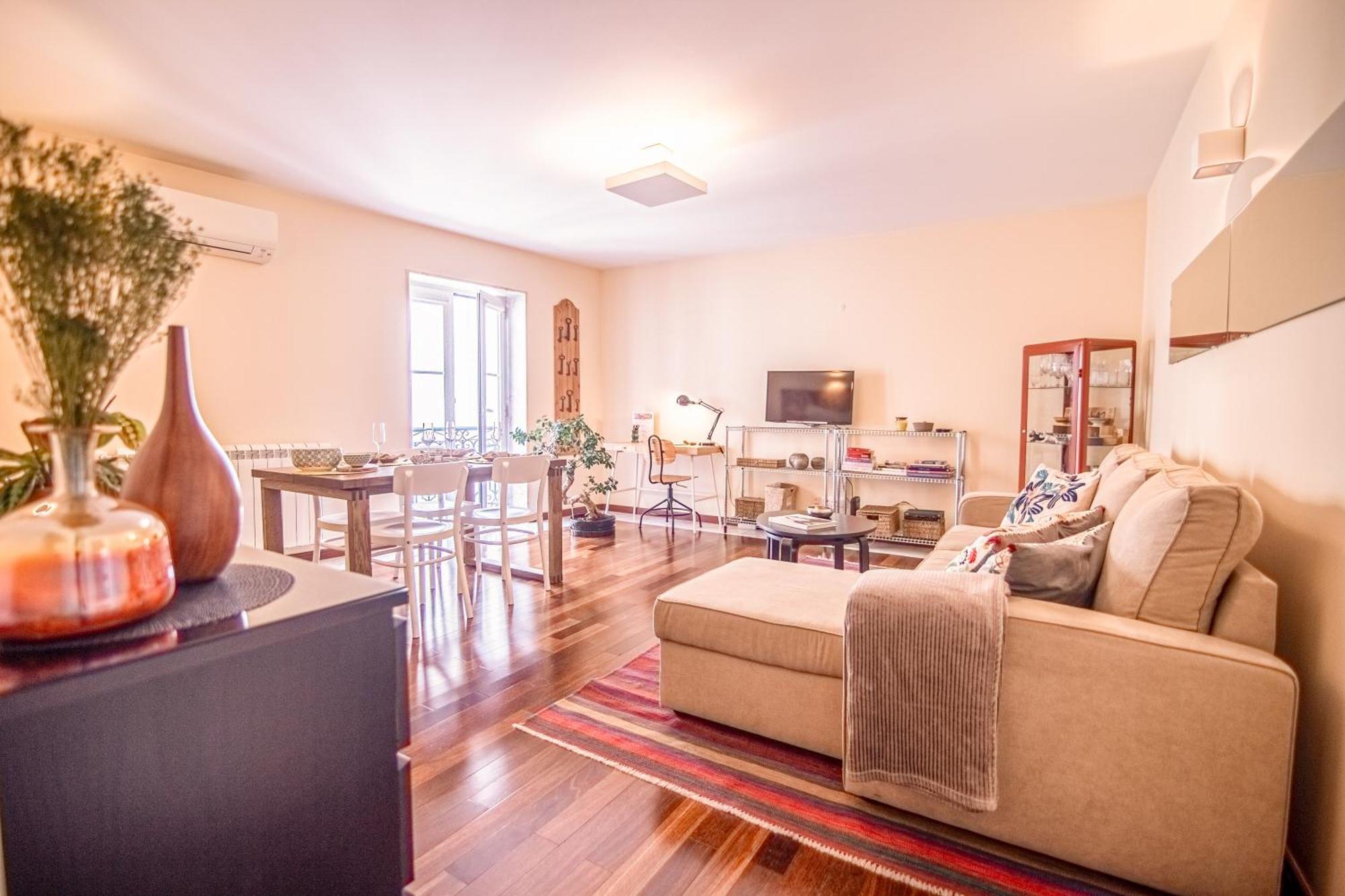 The Bonsai - Glamorous Chiado Apartment *