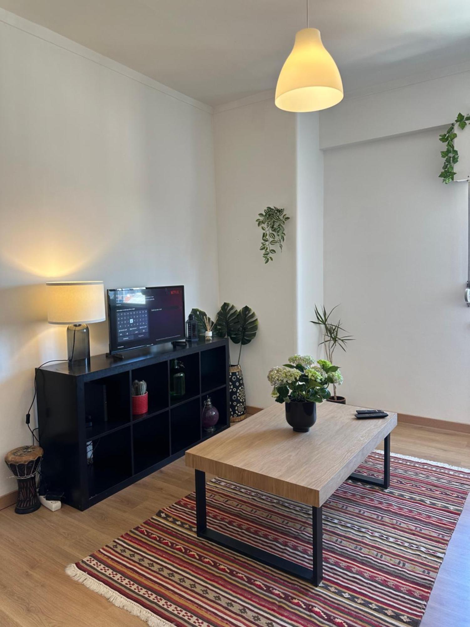 Bright Spacious 1 Bedroom * Lisboa