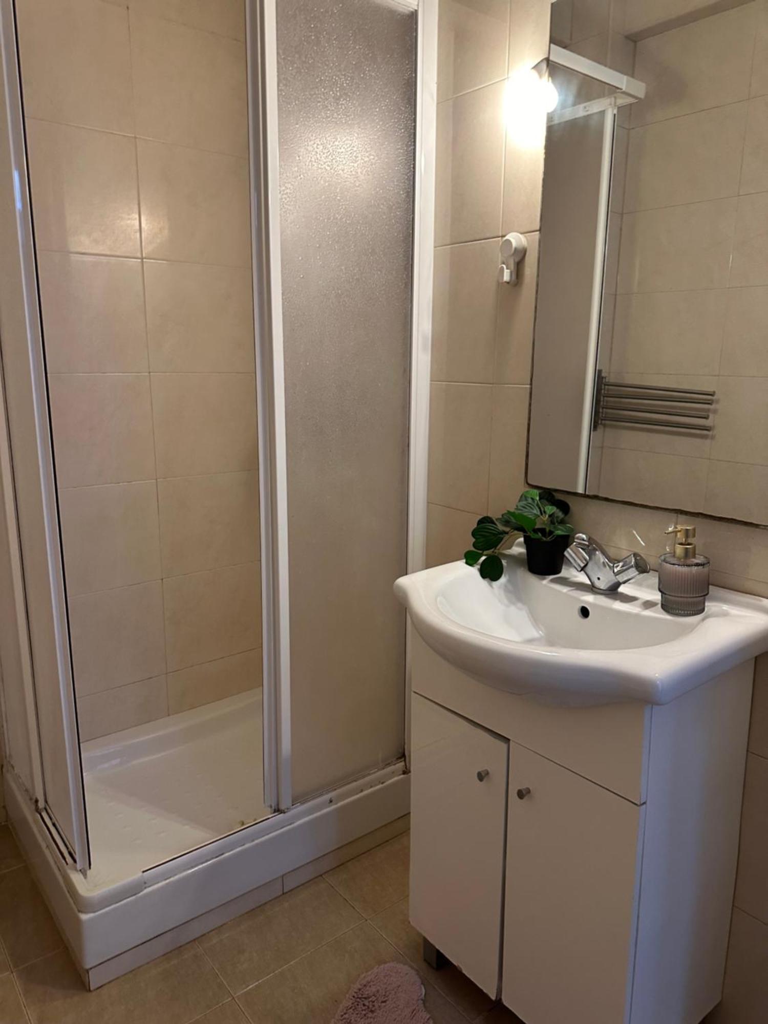 Bright Spacious 1 Bedroom Apartamento Lisboa