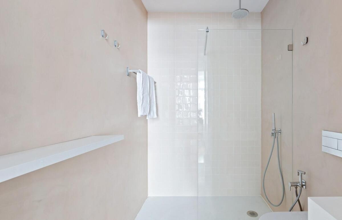 Spacious 1 Bedroom Near Baixa Lisbon