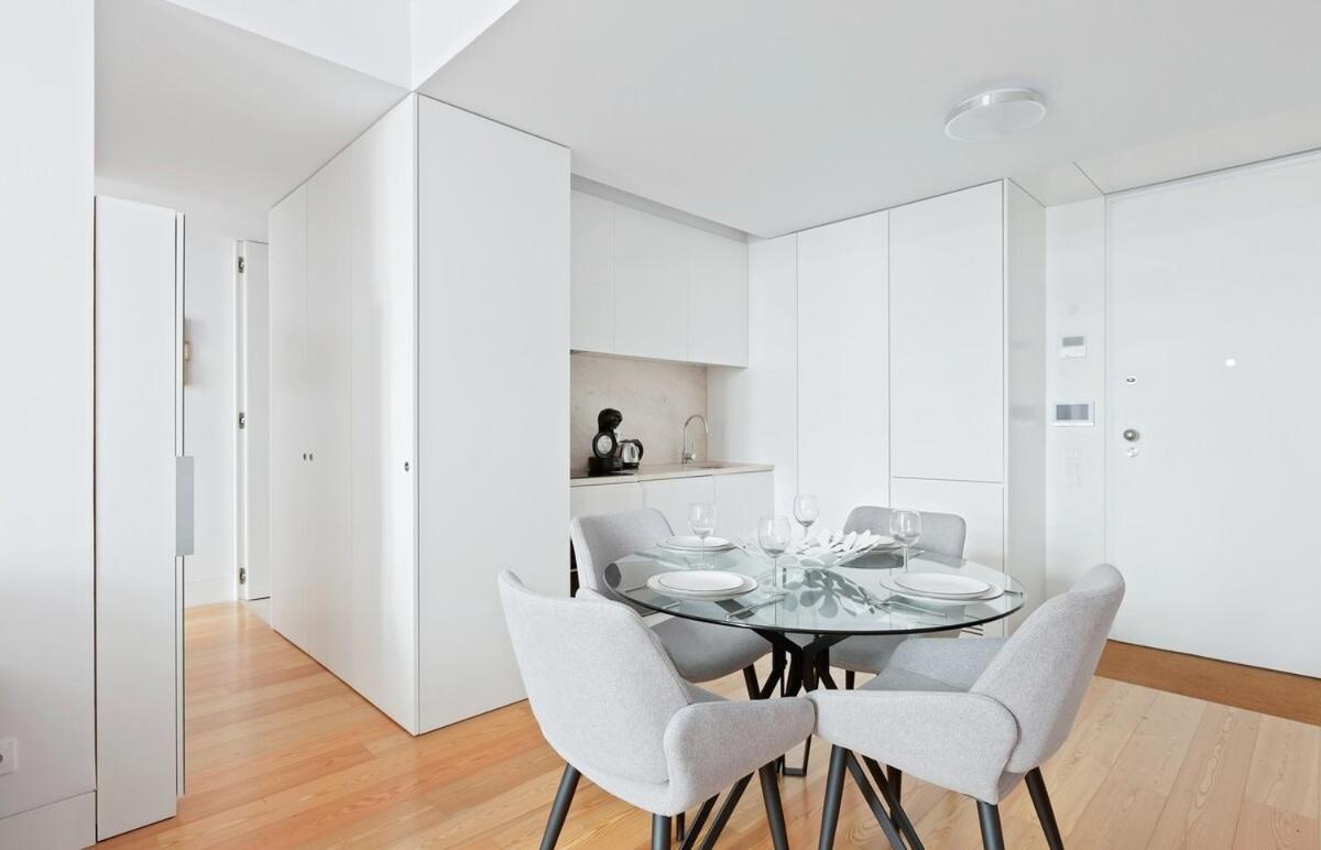 Spacious 1 Bedroom Near Baixa
