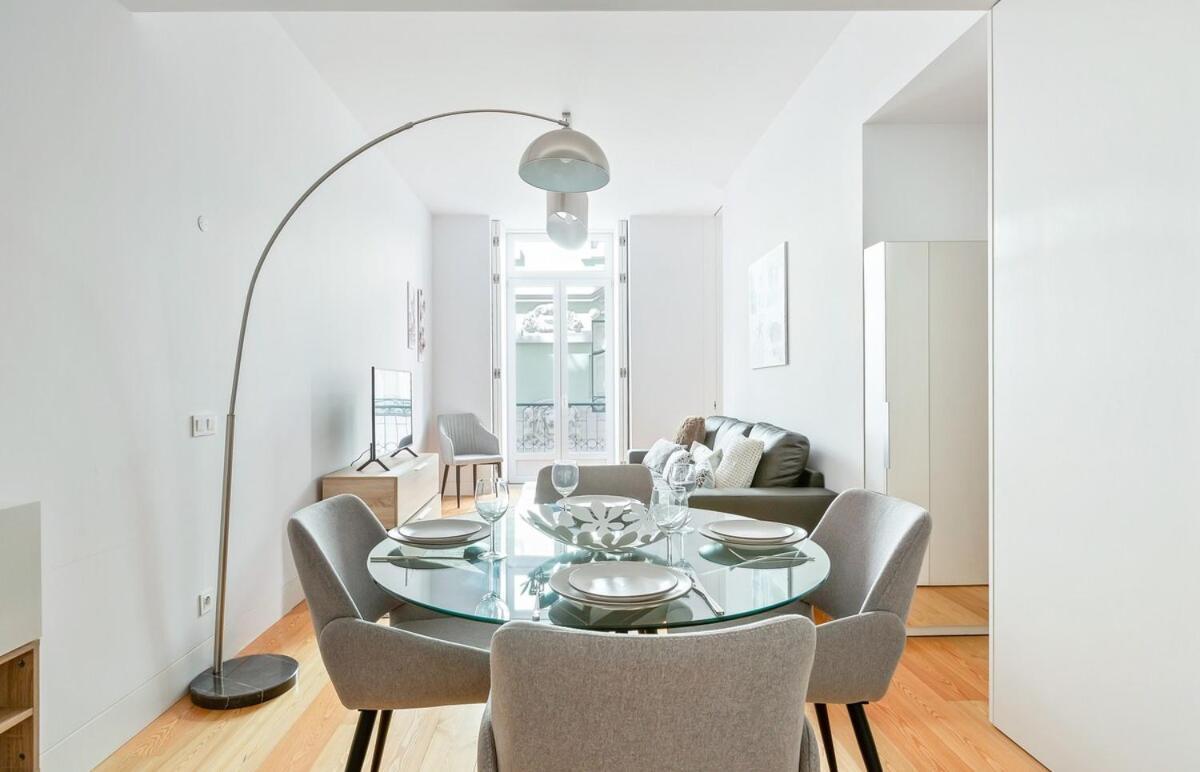 Spacious 1 Bedroom Near Baixa Apartment Lisbon