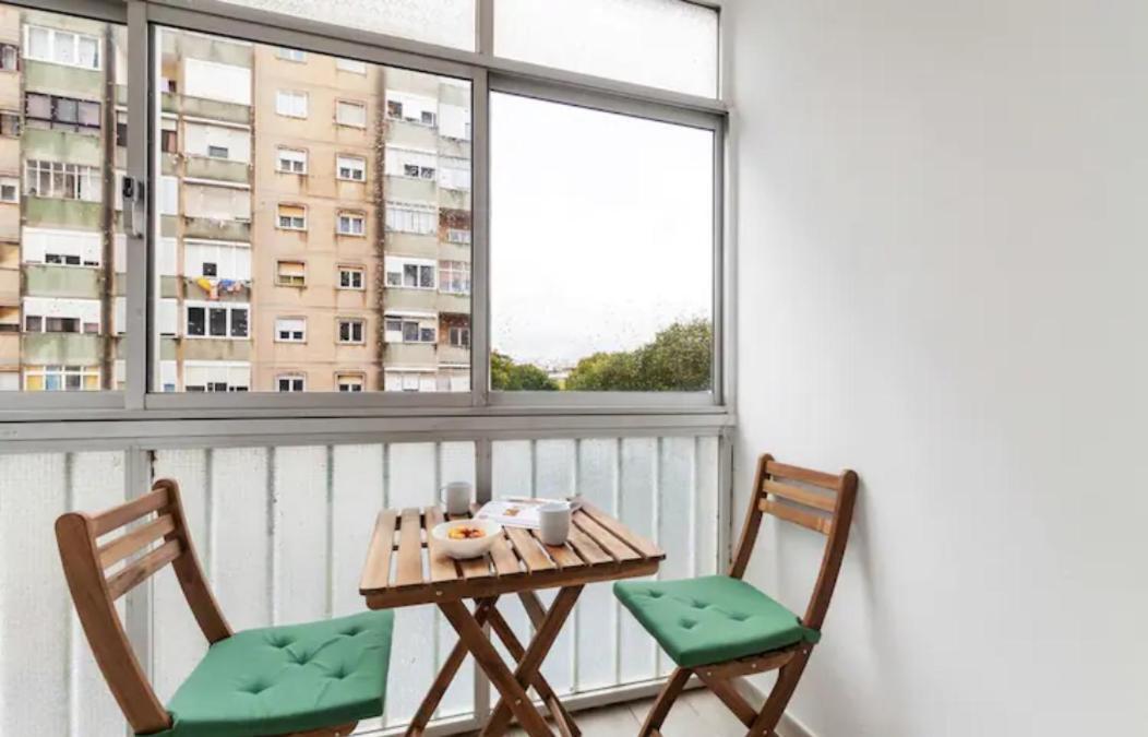 Beautiful One Bedroom Near Benfica Lisboa