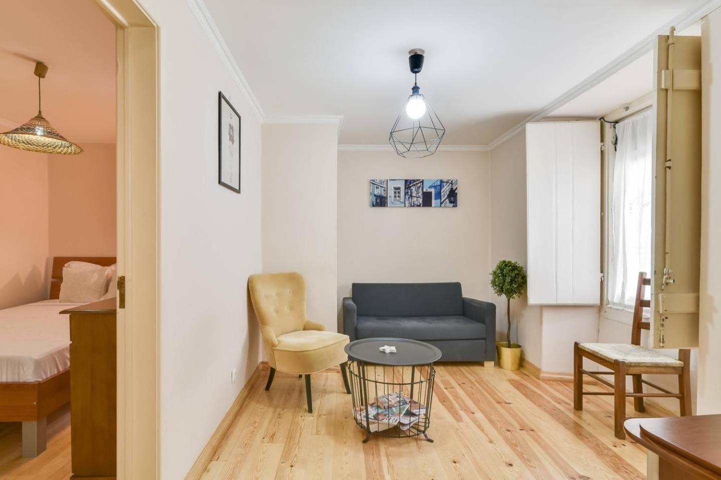 Portuguese Design 1 Bedroom In The Heart Of * Lissabon