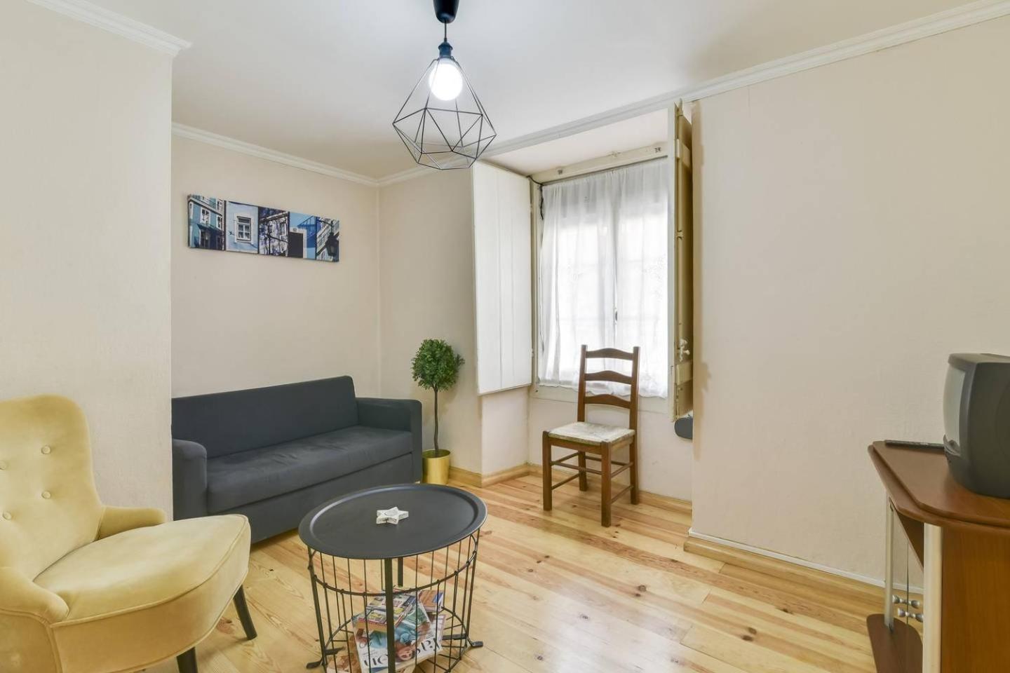Portuguese Design 1 Bedroom In The Heart Of * Lissabon
