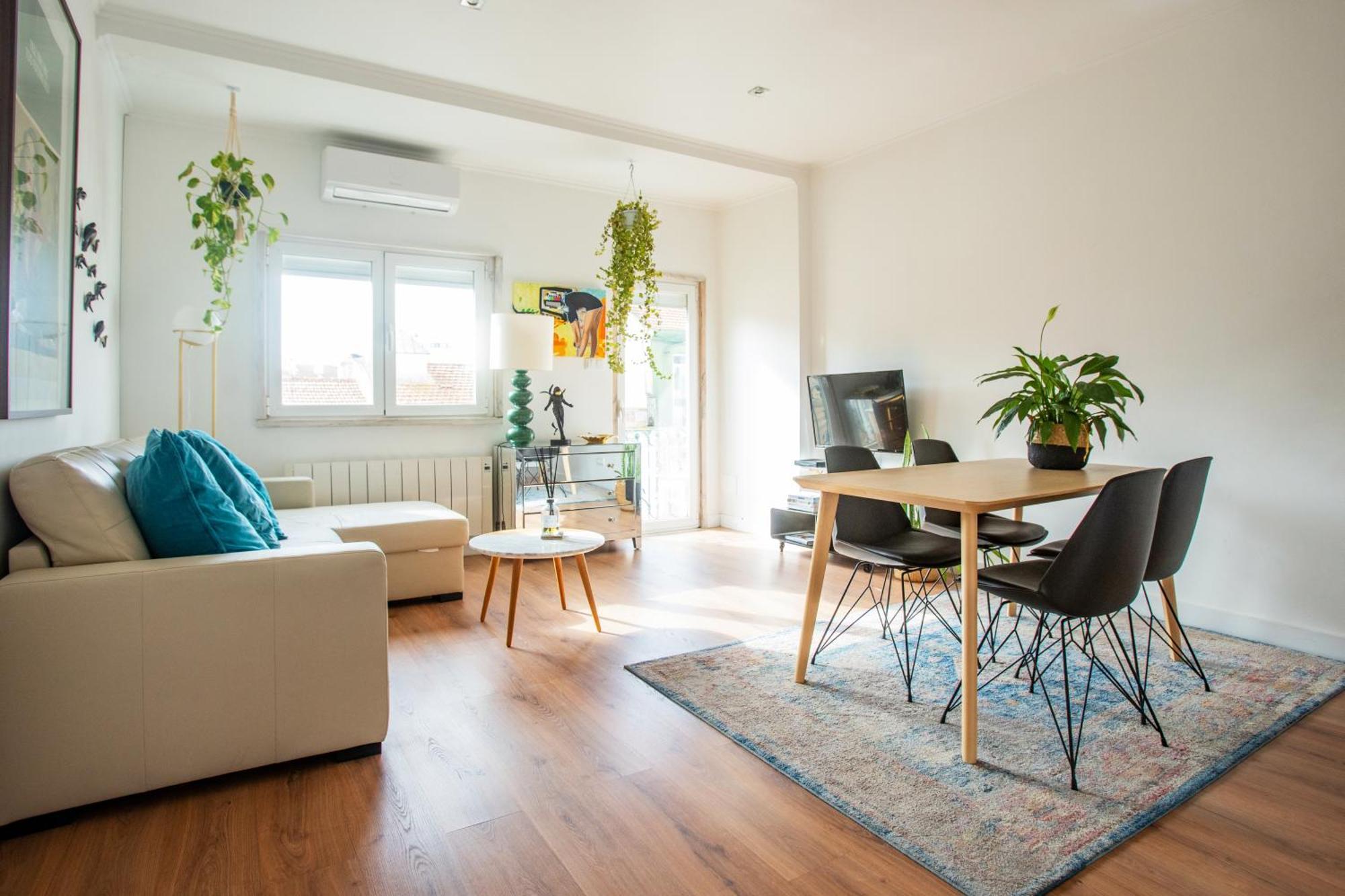Appartement Bright In *