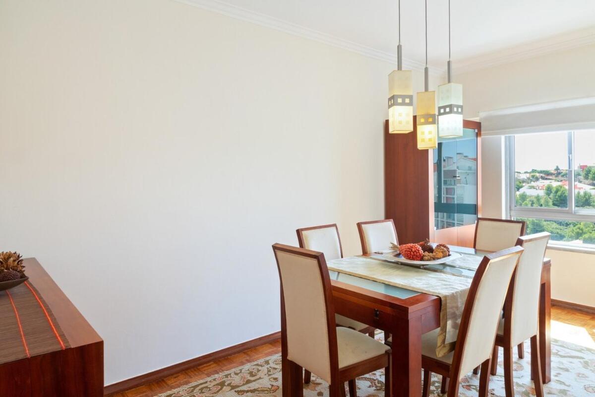 Appartement Lovely 2 Bedroom With Terrace In Cascais *