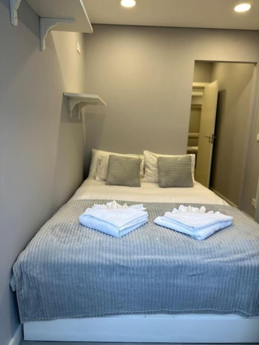 Appartement Duplex Com Jacuzzi Em Olival Basto *