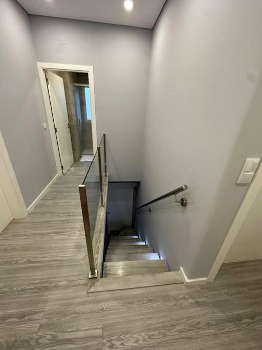 Duplex Com Jacuzzi Em Olival Basto *