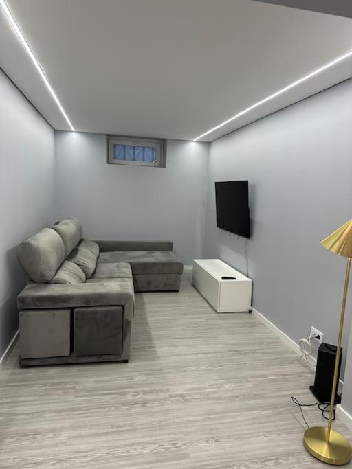 Appartement Duplex Com Jacuzzi Em Olival Basto *
