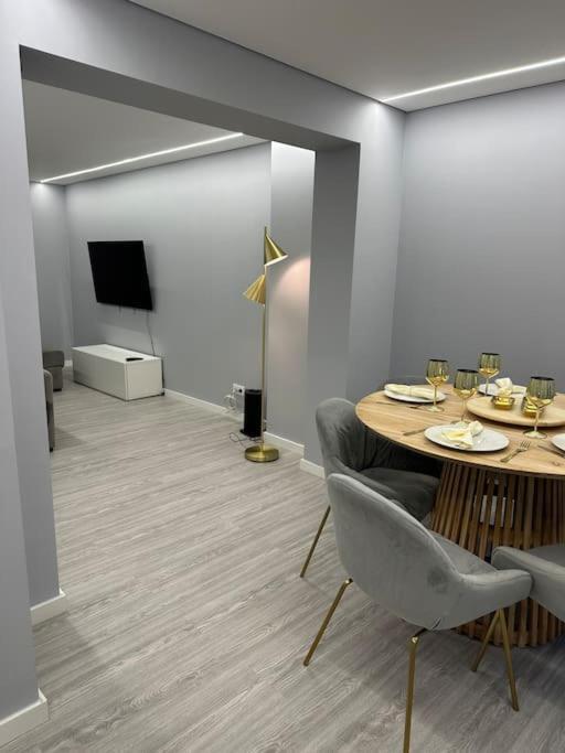 Duplex Com Jacuzzi Em Olival Basto Appartement Lisboa