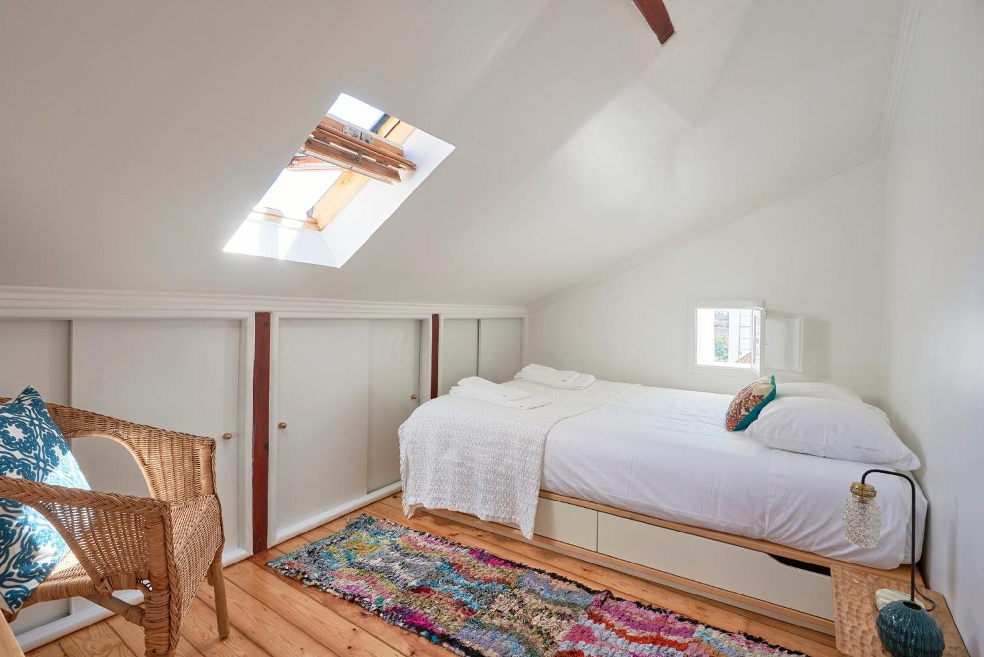 Central, Comfy And Light-filled Apt, By Timecooler * Lisboa