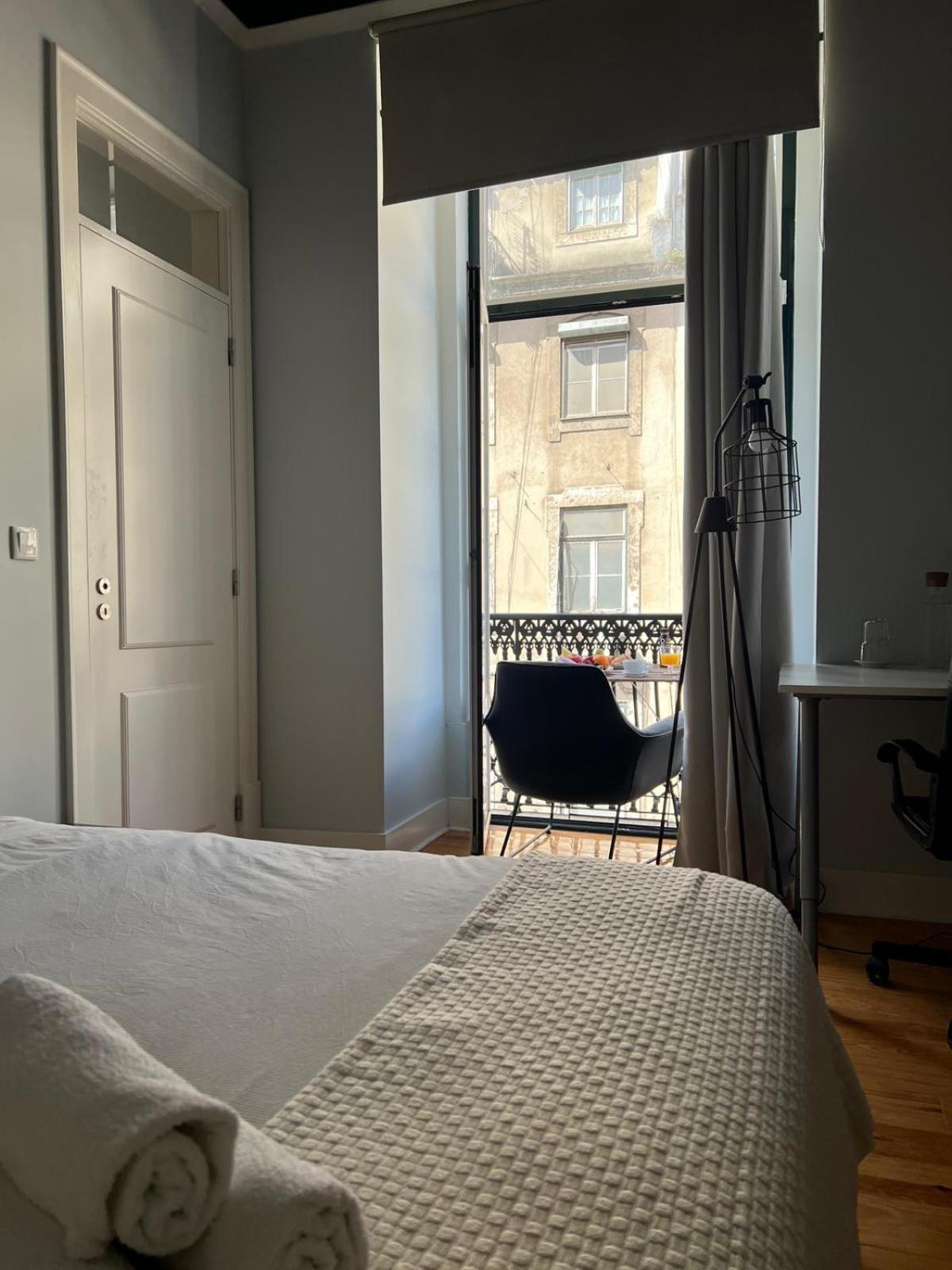 No Chiado Baixa De - Em Apartamento Partilhado Quarto em Acomodações Particulares Lisboa