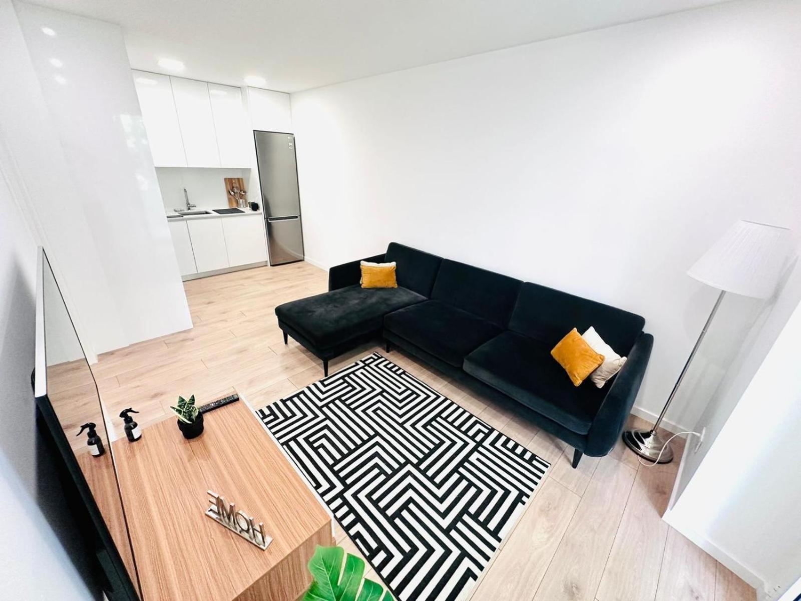 Apartment Center 3 Bedroom Flat Next To Avenida Almirante Reis