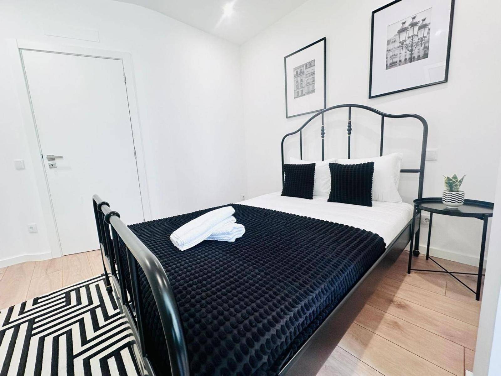 Center 3 Bedroom Flat Next To Avenida Almirante Reis Lisbon