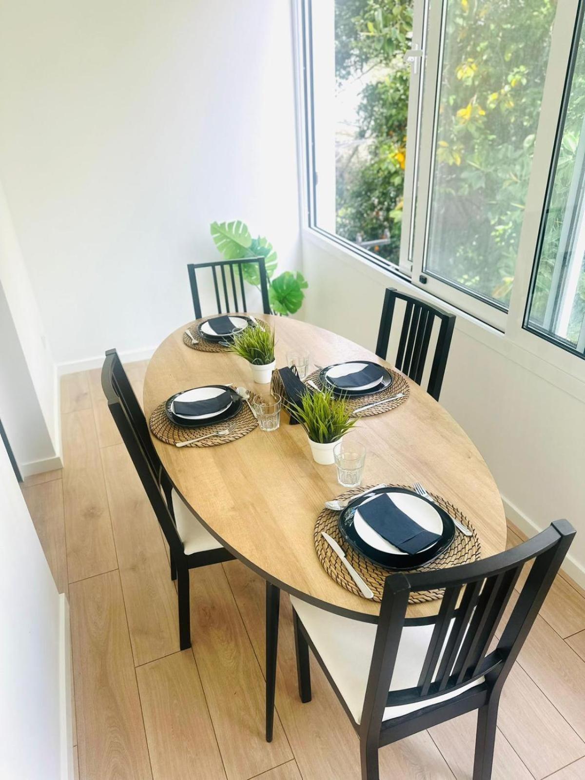 Apartment Center 3 Bedroom Flat Next To Avenida Almirante Reis Lisbon