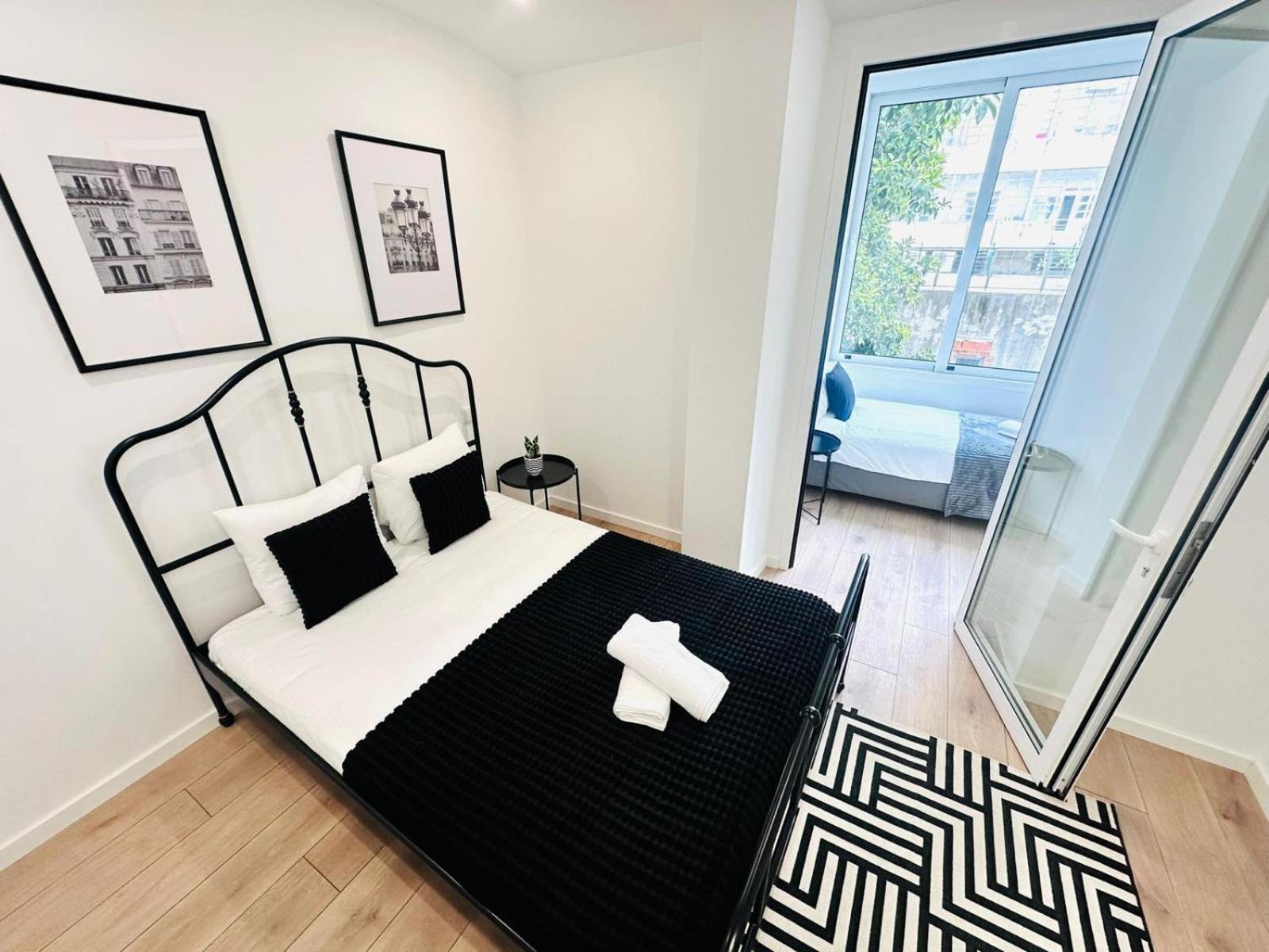 Center 3 Bedroom Flat Next To Avenida Almirante Reis Lisbon
