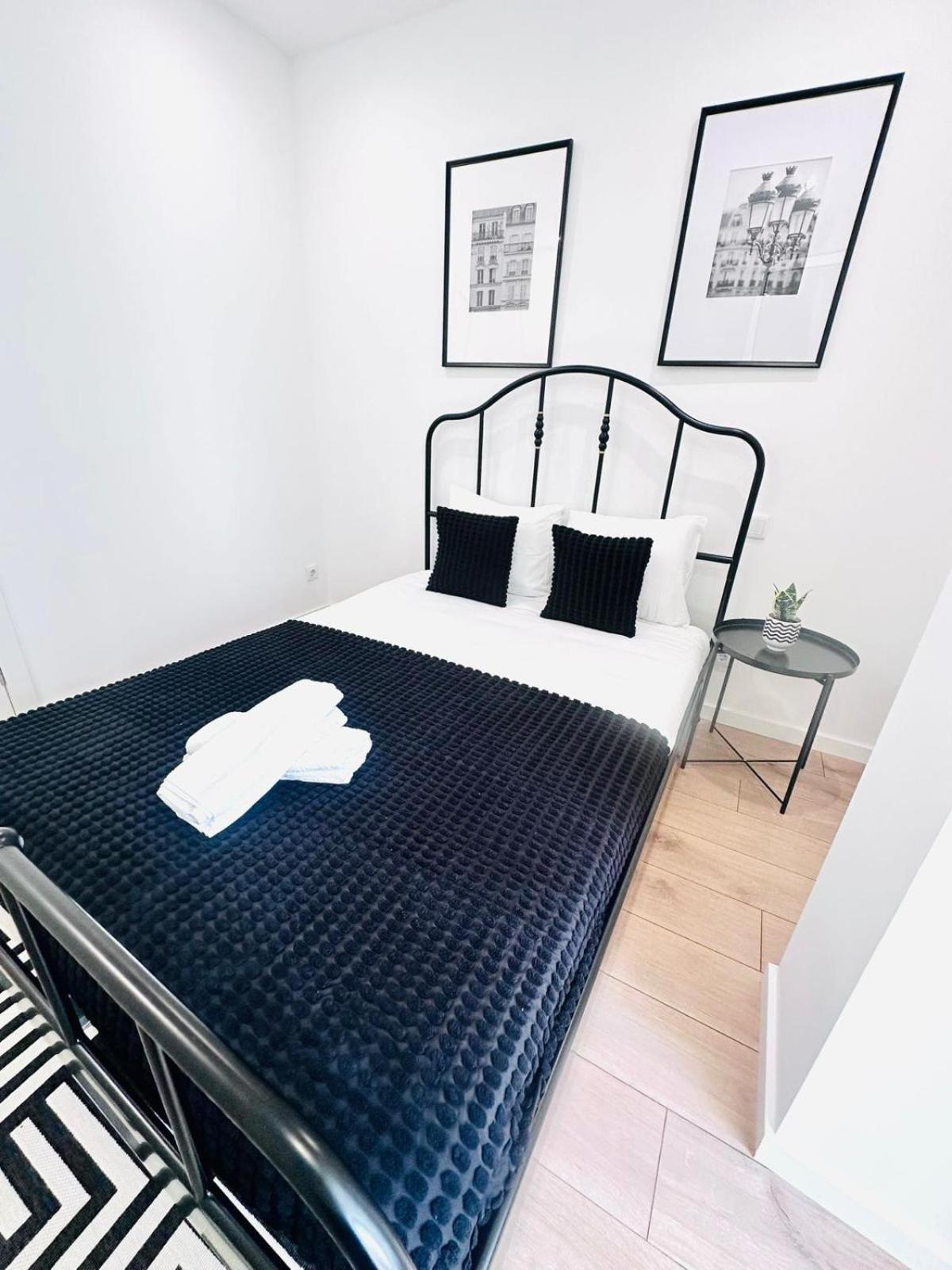 Center 3 Bedroom Flat Next To Avenida Almirante Reis