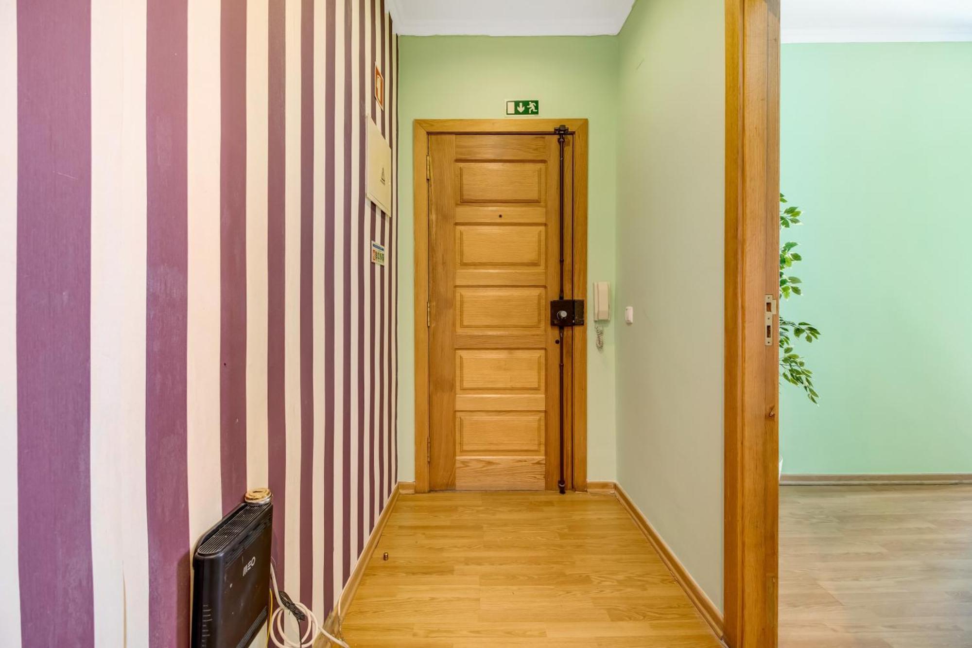 Spacious In Lisbon's Historic Centre 65 M² Parking Apartment Lisbon