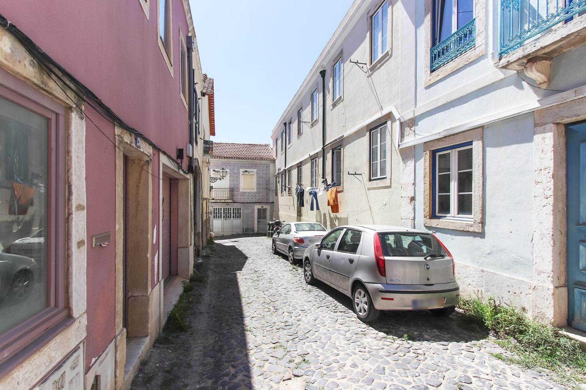 Apartment Typical Madragoa By Homing Lissabon