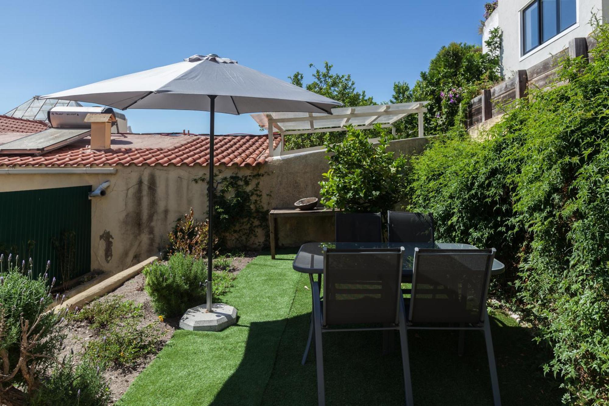 Appartement Flh Castle Duplex With Terrace Lissabon
