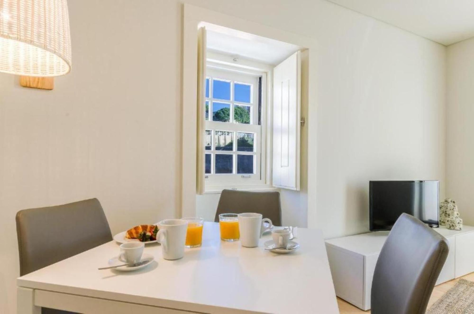 Casas D'mouraria Apartment