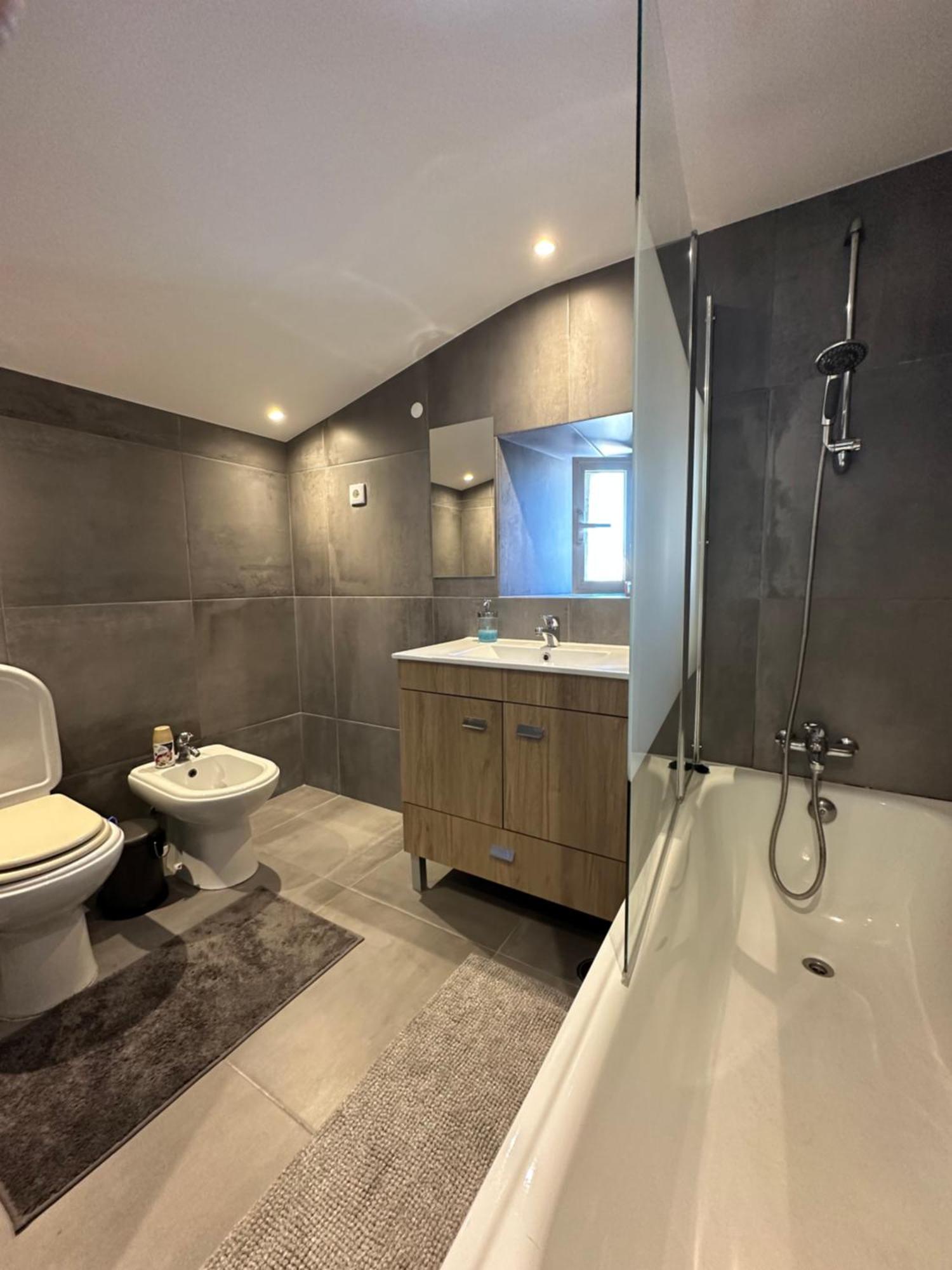 Séjour chez l'habitant Quarto Com Wc Privativo Em Casa Partilhada Lisboa
