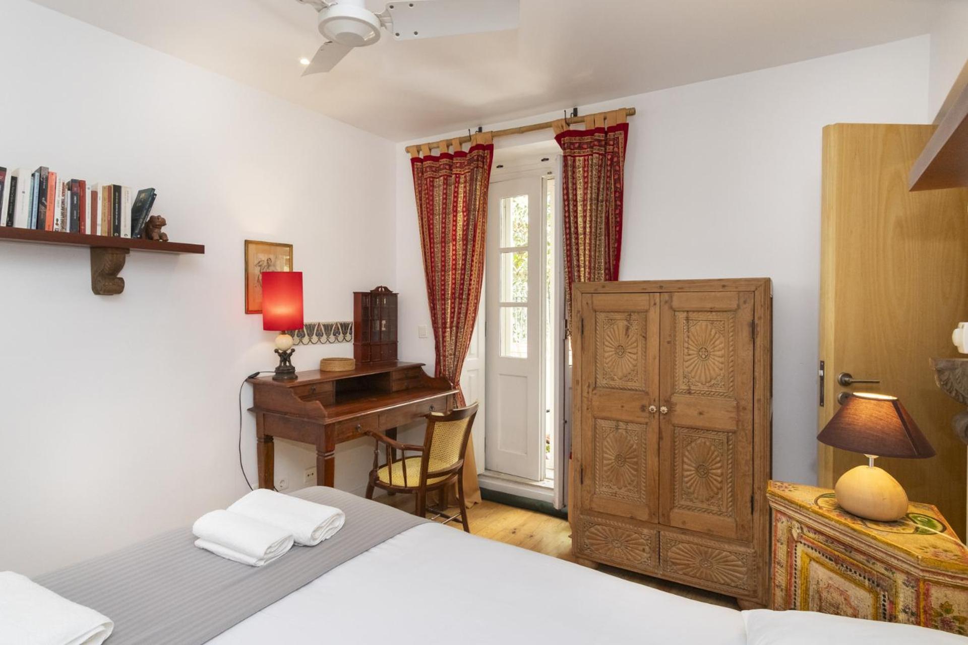 With Terrace In Downtown - Ttl279 Appartement