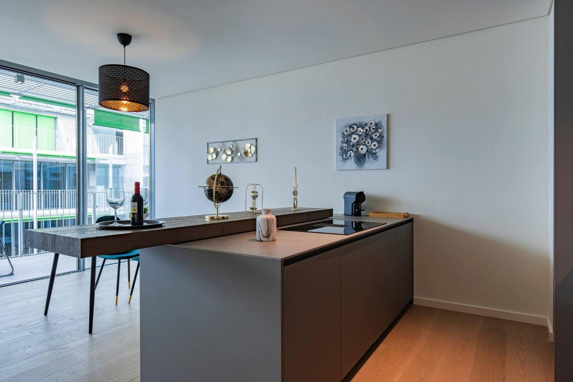 Prata Riverside Xiv By Innkeeper Apartment