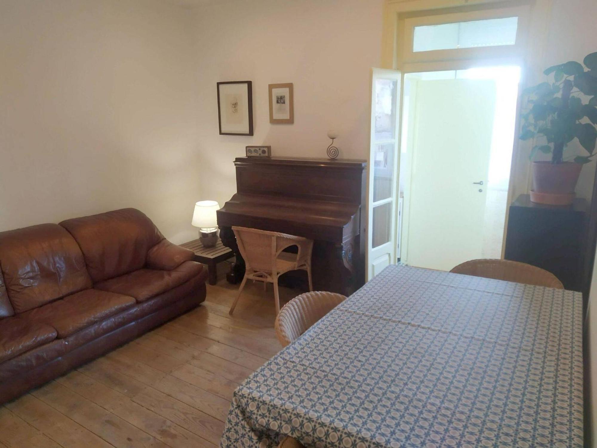Appartement Charming Flat With 2 Bedrooms On Lisbon's 7th Hill
