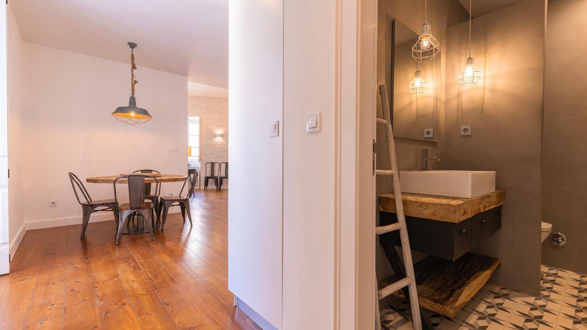 Charming 3bdr Duplex In Center By Lovelystay Appartement
