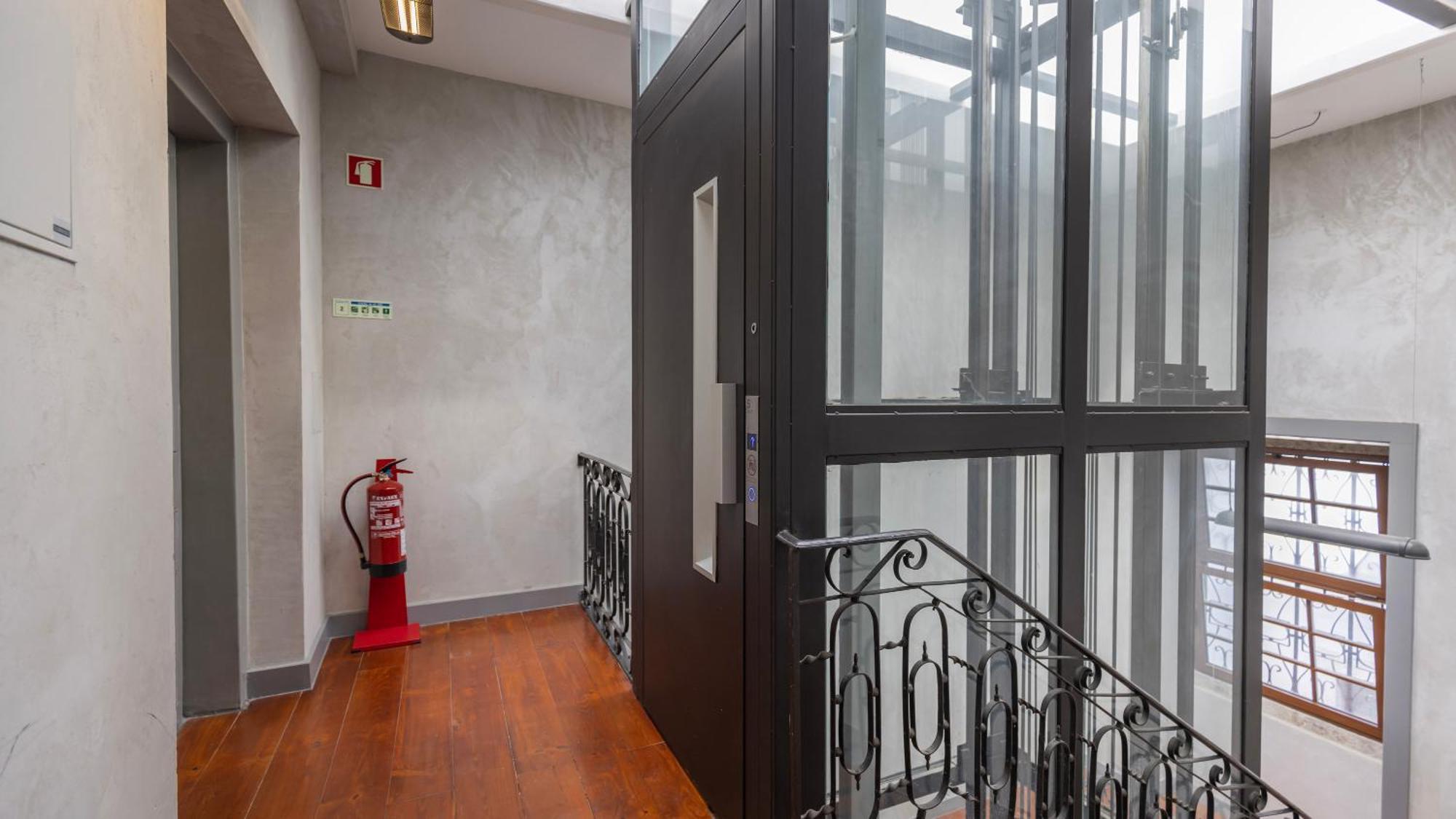 Charming 3bdr Duplex In Center By Lovelystay Appartement Lisboa