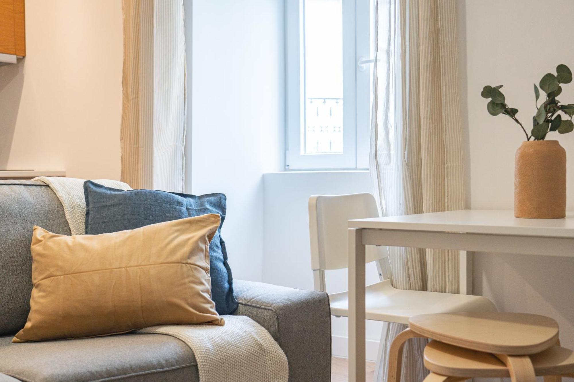 By The River - Alcantara Apartamento
