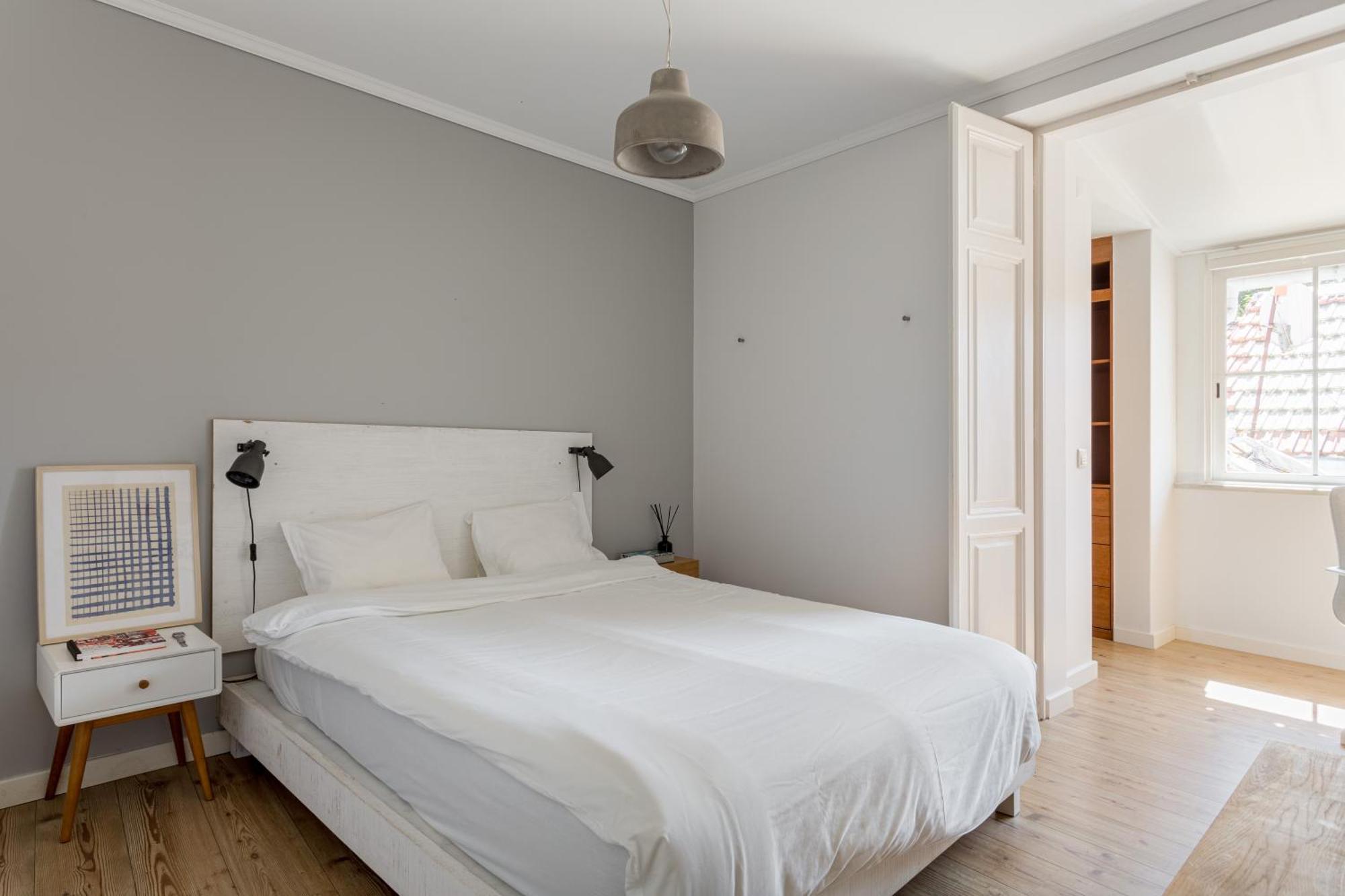 Appartement Joivy Delightful 2-bed Flat Near Park Lissabon