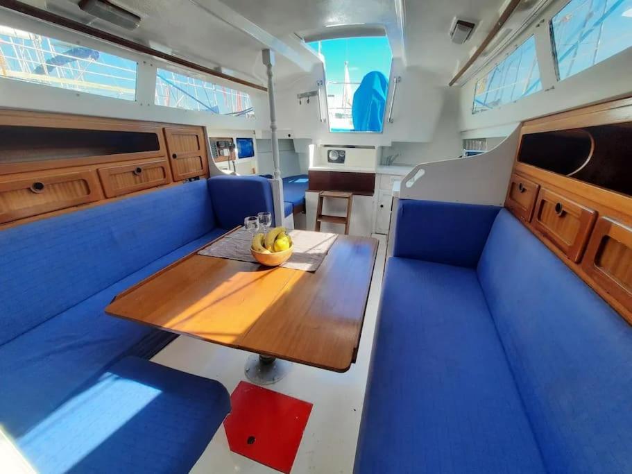 Bateau-hôtel Vintage Sailboat Experience