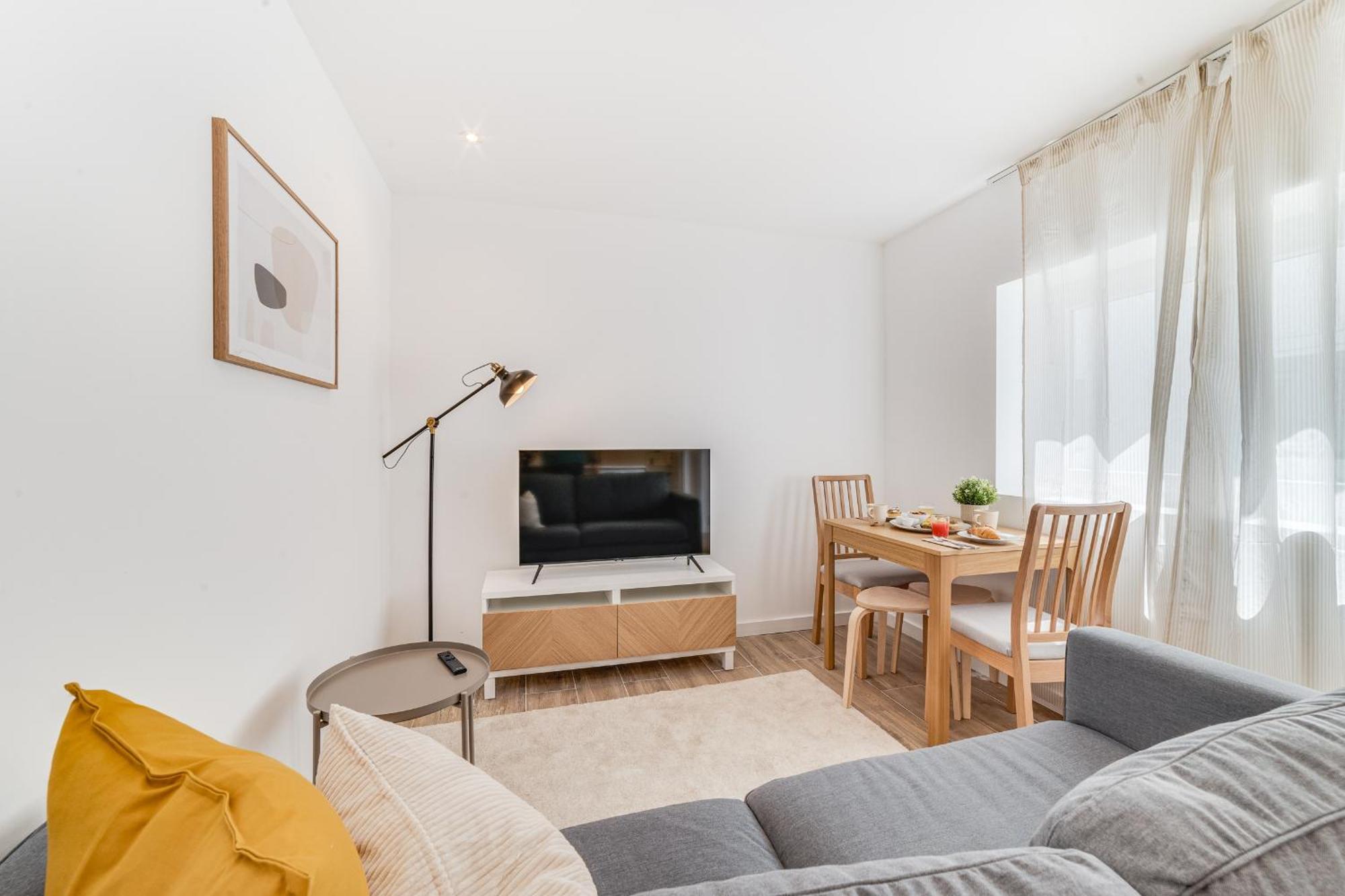 Appartement Campolide Duplex *