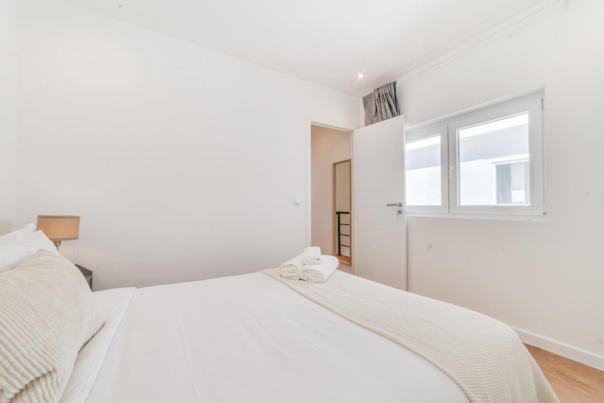 Campolide Duplex Appartement *