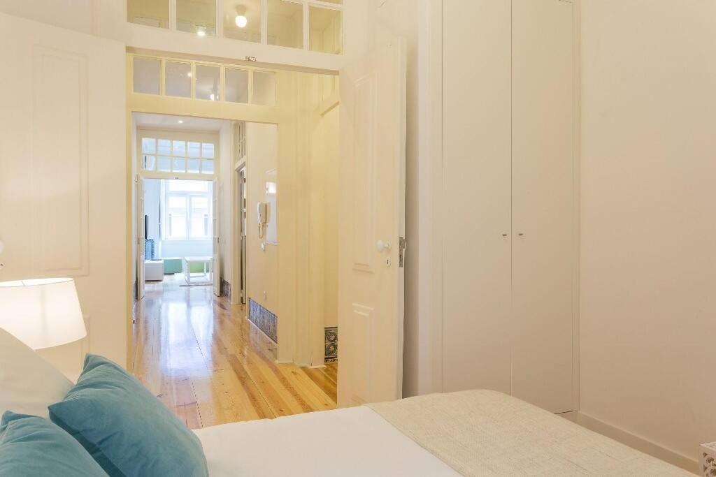 Apartment Chiado - In *