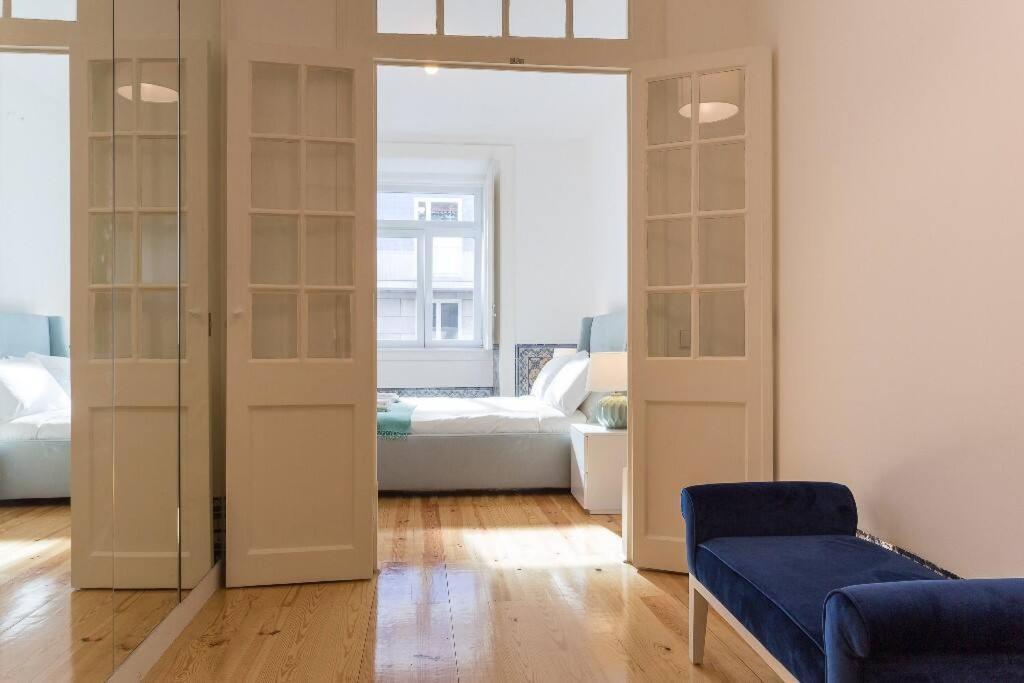 Chiado - In Apartment *