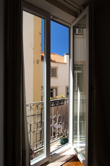 Sunny Bica - Downtown Large Appartement Lisboa