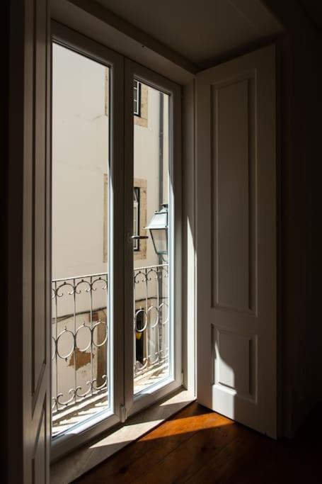 Sunny Bica - Downtown Large Appartement